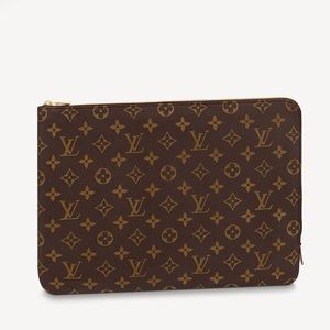 ❗️LOUIS VUITTON Monogram Etui Voyage MM Laptop Case/Cover/Travel Sleeve